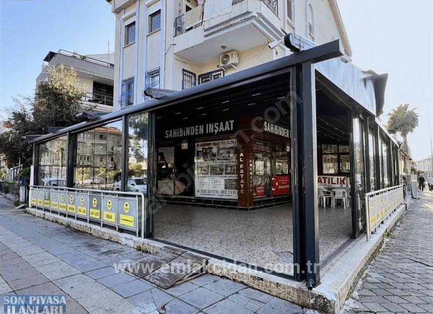 Marmaris merkezinde köşe başında 128 m2 satılık dükkan