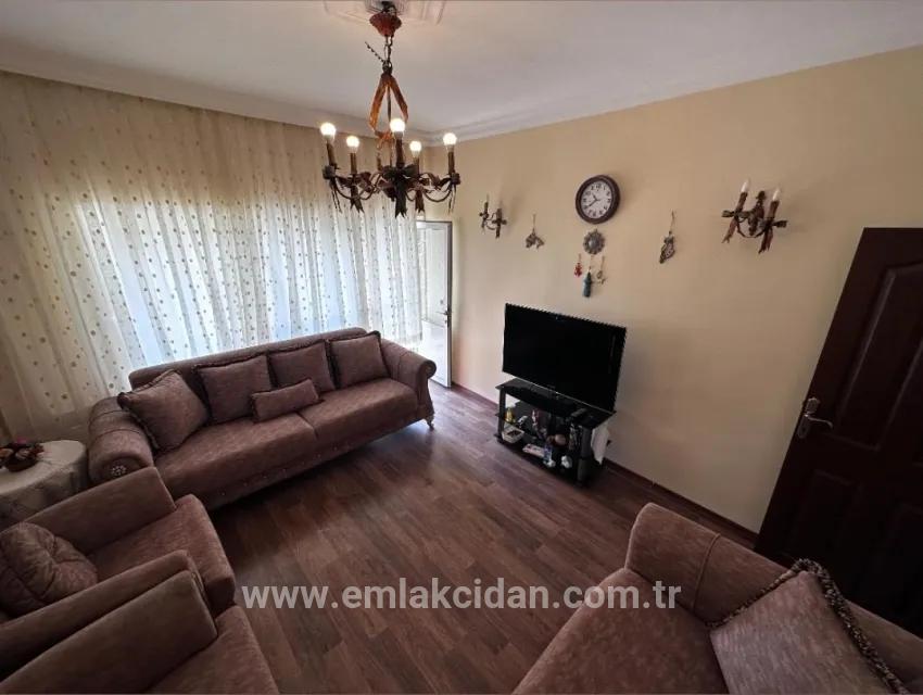 Hisarönü'nde 2+1 Eşyalı Kiralık Daire – Sahile 100 m