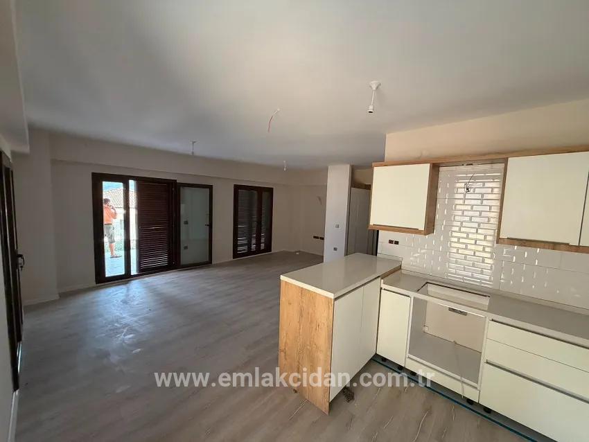Marmaris Çetibeli Mah. Kiralık 2+1 Müstakil ev - 140 m²