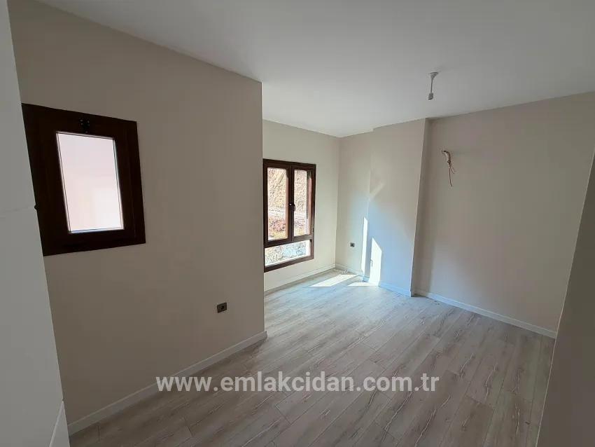 Marmaris Çetibeli Mah. Kiralık 2+1 Müstakil ev - 140 m²