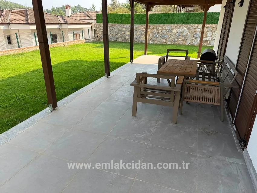 Marmaris Çetibeli Mah. Satılık 5+1 Villa - 220 m²