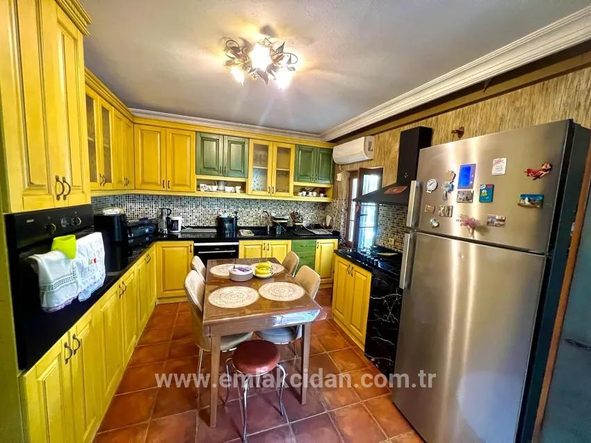 Marmaris Armutalan Mah. Satılık 4+2 Müstakil ev - 970 m²