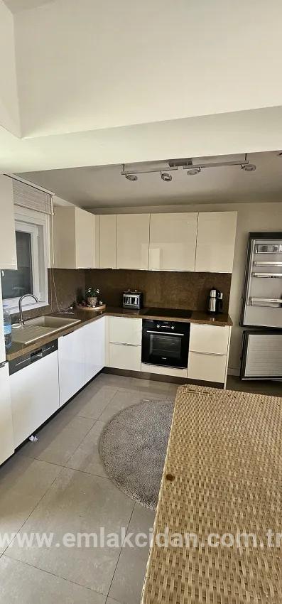 Marmaris İçmeler Mah. Satılık 3+1 Müstakil ev - 200 m²