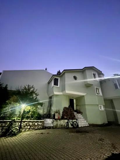 Marmaris orman teknikerleri sitesinde satılık 3+2 villa