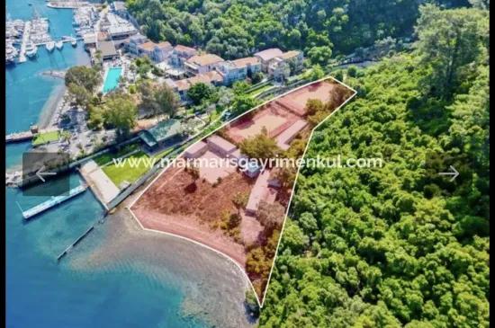 Marmaris Adaköy mevkiinde 4500m2 denize sıfır Özel mülk