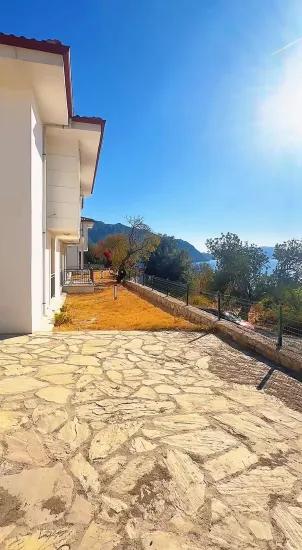 Marmaris Söğüt köyünde muhteşem Symi manzaralı Özel malikane