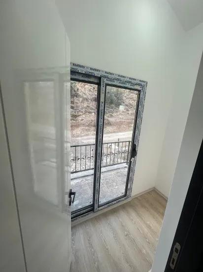 Marmaris Bozburun mahallesinde muhteşem deniz manzaralı 4+1 sıfır 170 m2 satılık villa