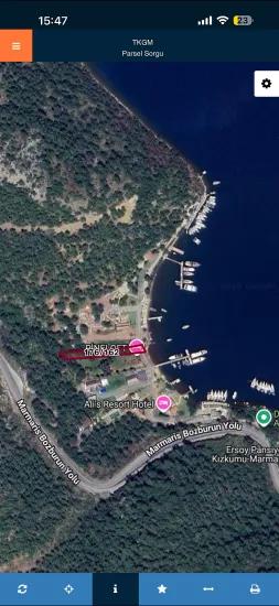 Marmaris Orhaniye köyünde denize sıfır 1137 m2 Özel mülk