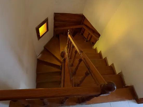 Bencik köyünde yeşil deniz sitesinde satılık villa