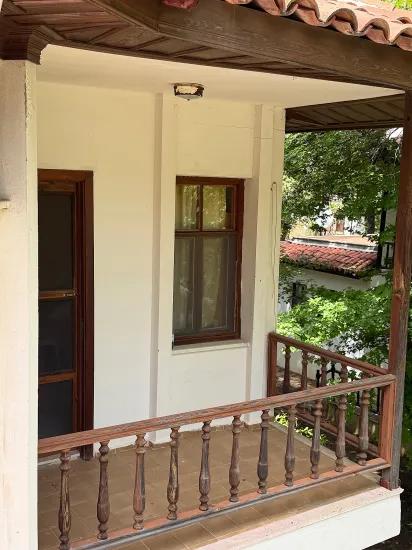 Bencik köyünde yeşil deniz sitesinde satılık villa