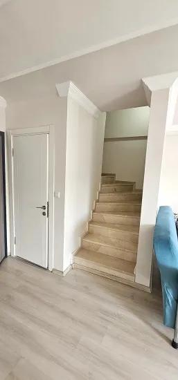 📍 Beldibi merkeze yakın konumda kiralık 2+1 eşyalı daire