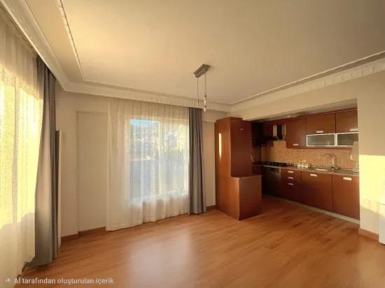 Marmaris'in en prestijli sitesinde satılık 3+1 Üst dubleks daire