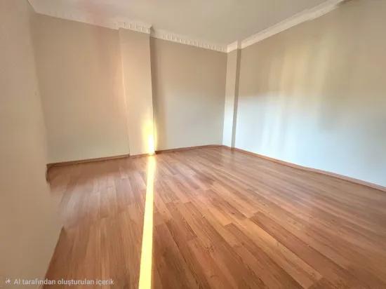 Marmaris'in en prestijli sitesinde satılık 3+1 Üst dubleks daire