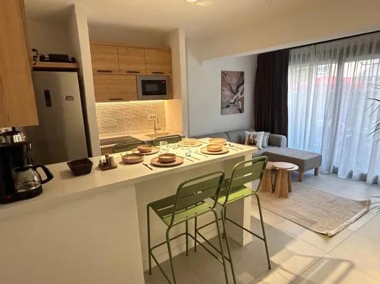 Marmaris Çıldır’da Denize 30 m Sıfır Lüks Bahçeli Eşyalı Kiralık 2+1