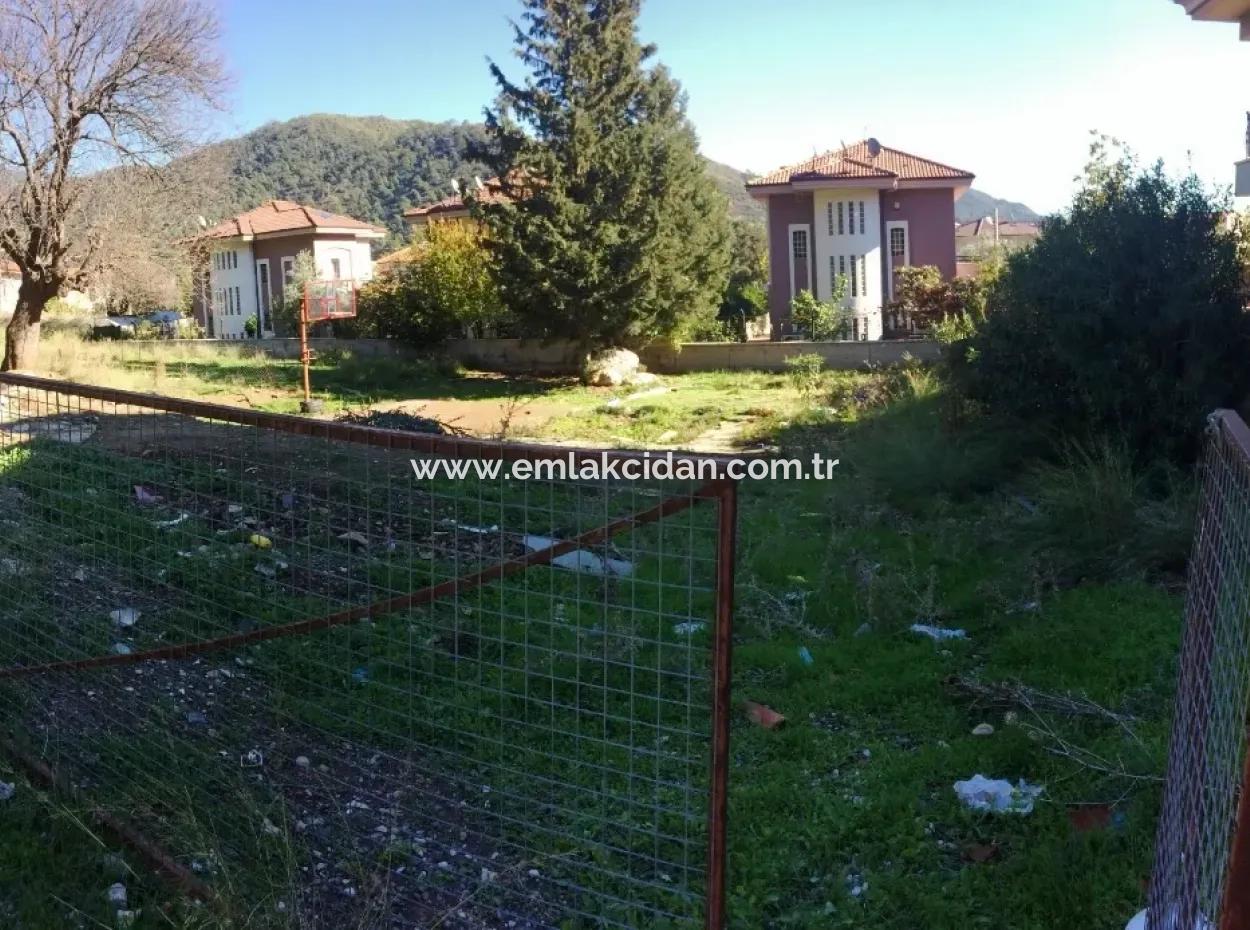 Marmaris Merkezinde 10 Odalı Havuzlu 2.500M2 Arsa İçinde Malikanemiz Satılıktır.