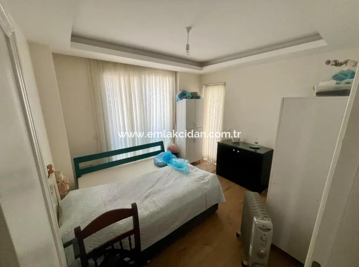 Marmaris Merkezinde Denize Yakın 2 Oda 1 Salon Yeni Bina Üst Dubleks Çift Banyo 90 M2 Satılık Daire