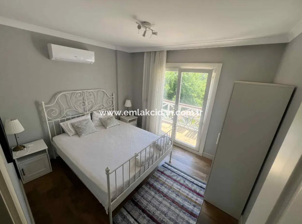 Marmaris İlçesi Selimiye Mahallesinde Muhteşem Deniz Manzaralı Yüzme Havuzlu 3 Oda 1 Salon 140M2 2 Adet Satılık Villa