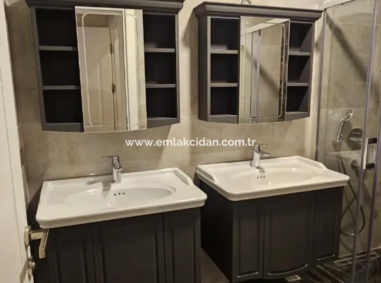 İçmeler Mahallesi 4+1 Tam Müstakil Sıfır Satılık Villa