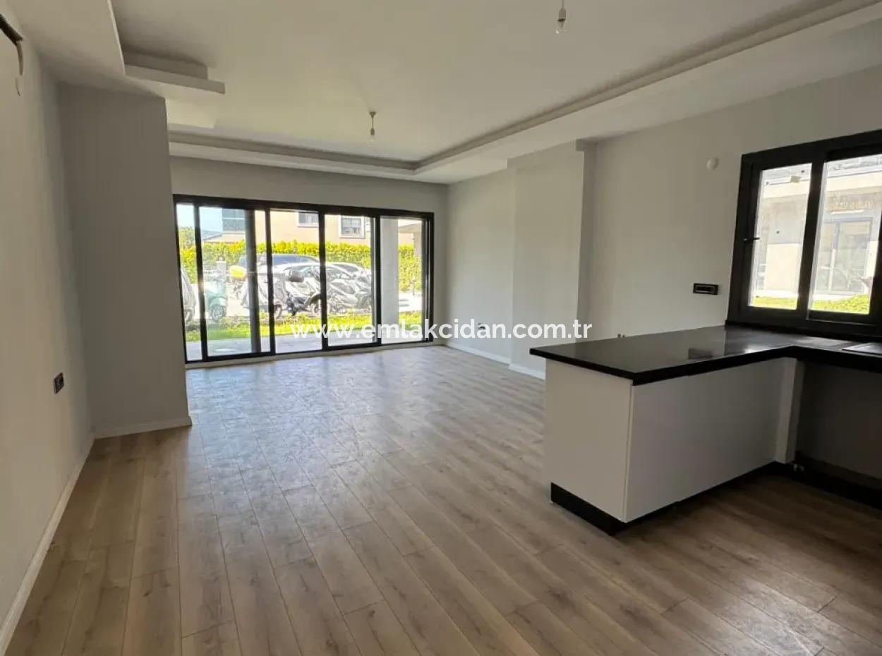 Kemeraltı Mahallesi 4+1 Satılık Müstakil Villa