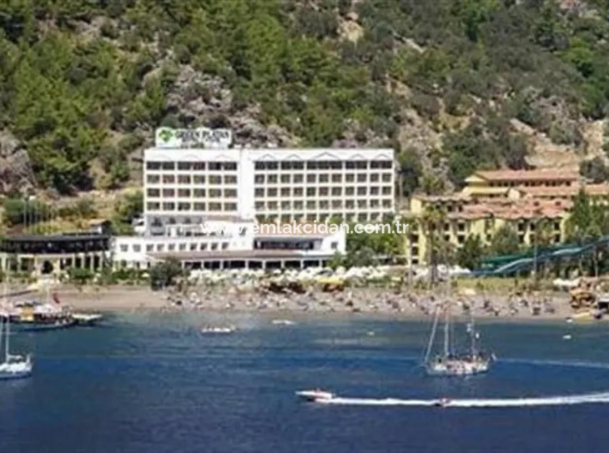 Marmaris,Den 40 Km Uzaklıkta Denize Sıfır 300 Odalı Tatil Köyü