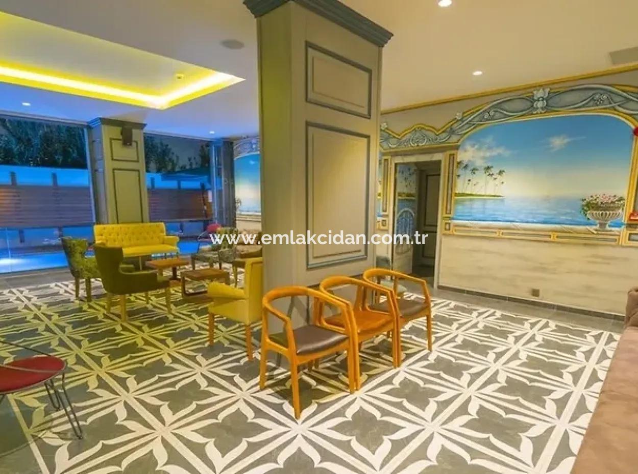 Marmaris Merkezinde Denize Sıfır Satılık Butik Otel 45 Oda