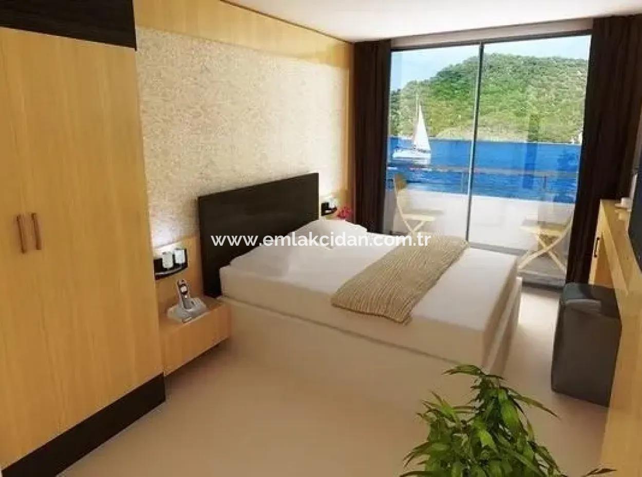 Marmaris Merkezinde Denize Sıfır Satılık 5 Yıldızlı Otel