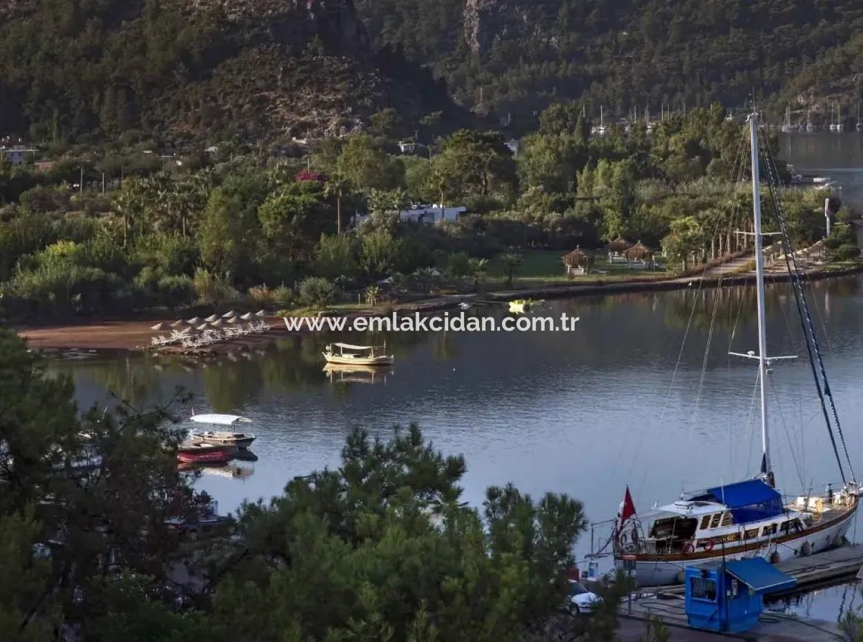 Marmaris,Den 20 Km Uzaklıkta Denize Sıfır Satılık Butik Otel 20 Oda