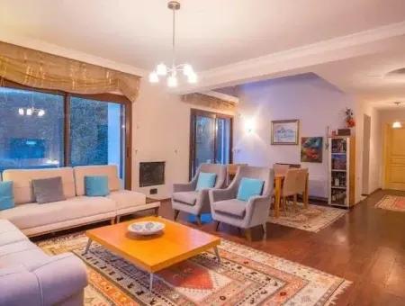 Marmaris Armutalan Mevkii Tam Müstakil Havuzlu 4 Oda 1 Salon Tripleks Villa Satılık