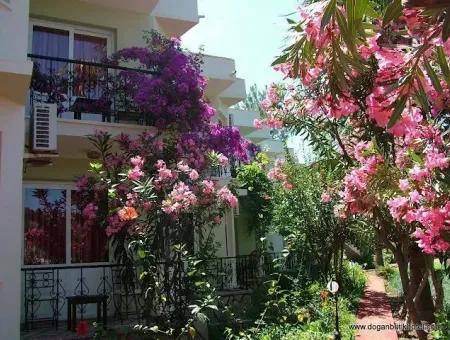 Marmaris,Den 20 Km Uzaklıkta Denize Sıfır Satılık Butik Otel 20 Oda