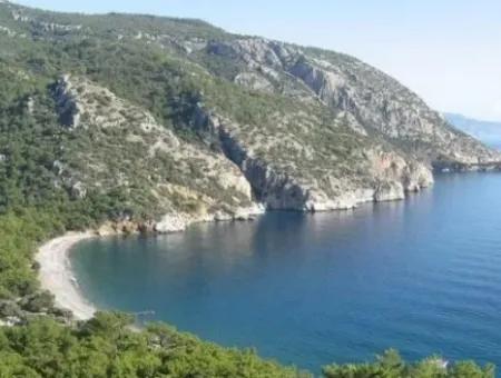 Datça Merkezinden 60 Km Uzaklıkta Satılık 100000M2 Arsa Üzerine Kurulu Tatil Köyü